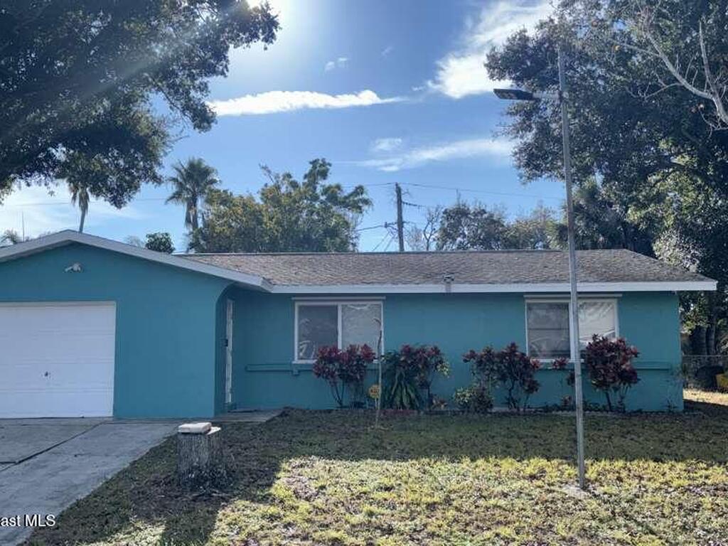 855 NE Angle Street, Palm Bay, FL 32905