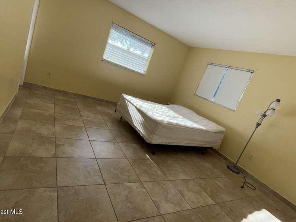 855 NE Angle Street, Palm Bay, FL 32905