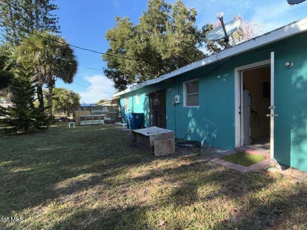 855 NE Angle Street, Palm Bay, FL 32905