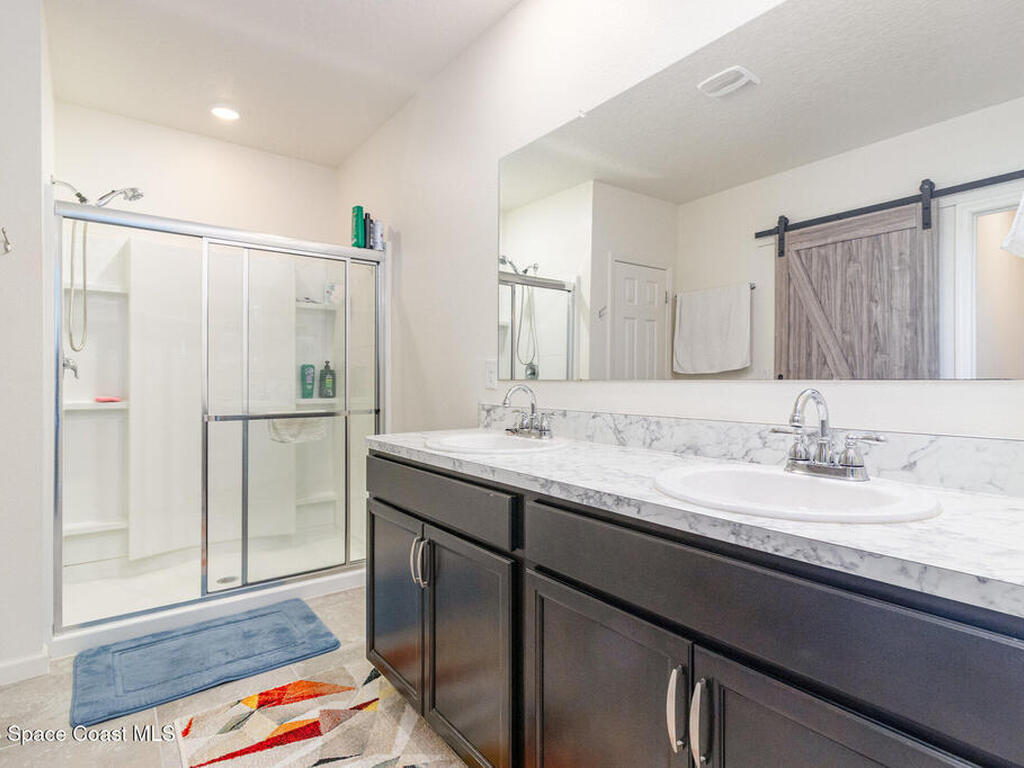 4554 Magenta Isles Drive, Melbourne, FL 32904