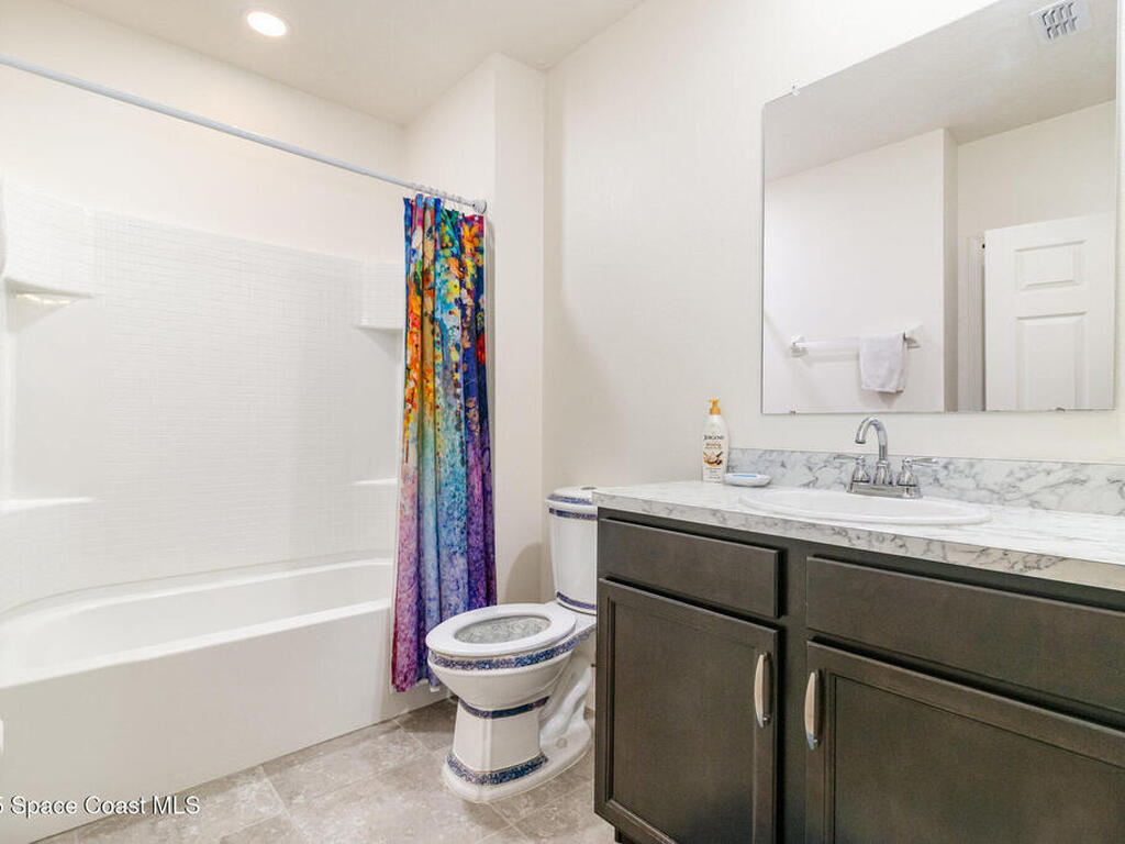 4554 Magenta Isles Drive, Melbourne, FL 32904