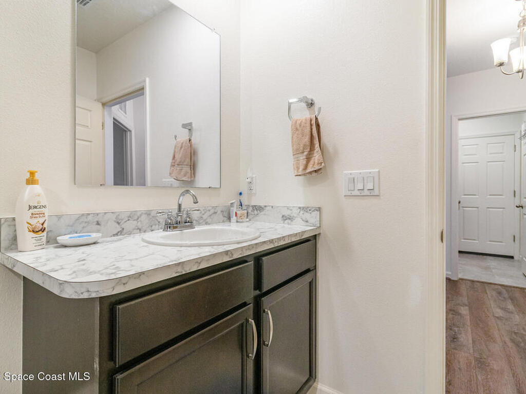 4554 Magenta Isles Drive, Melbourne, FL 32904