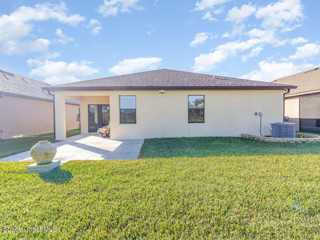 4554 Magenta Isles Drive, Melbourne, FL 32904