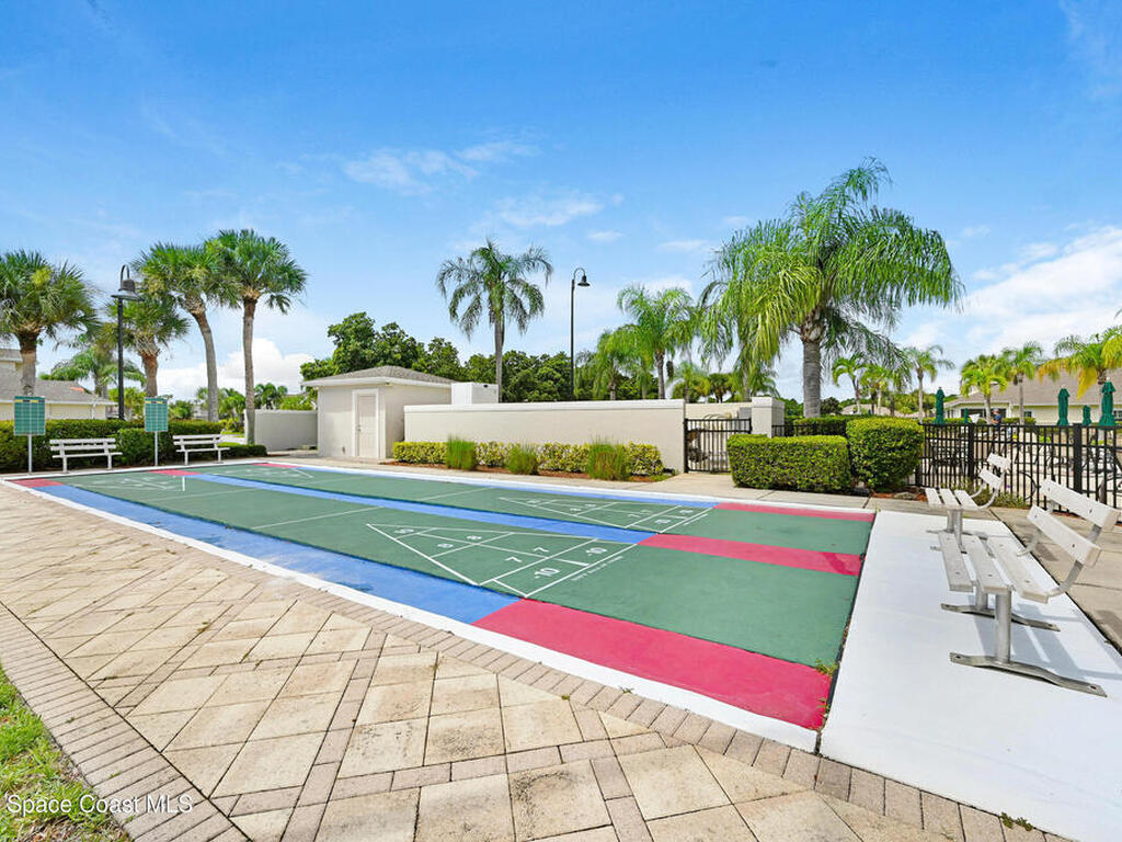 1386 Ballinton Drive, Melbourne, FL 32940