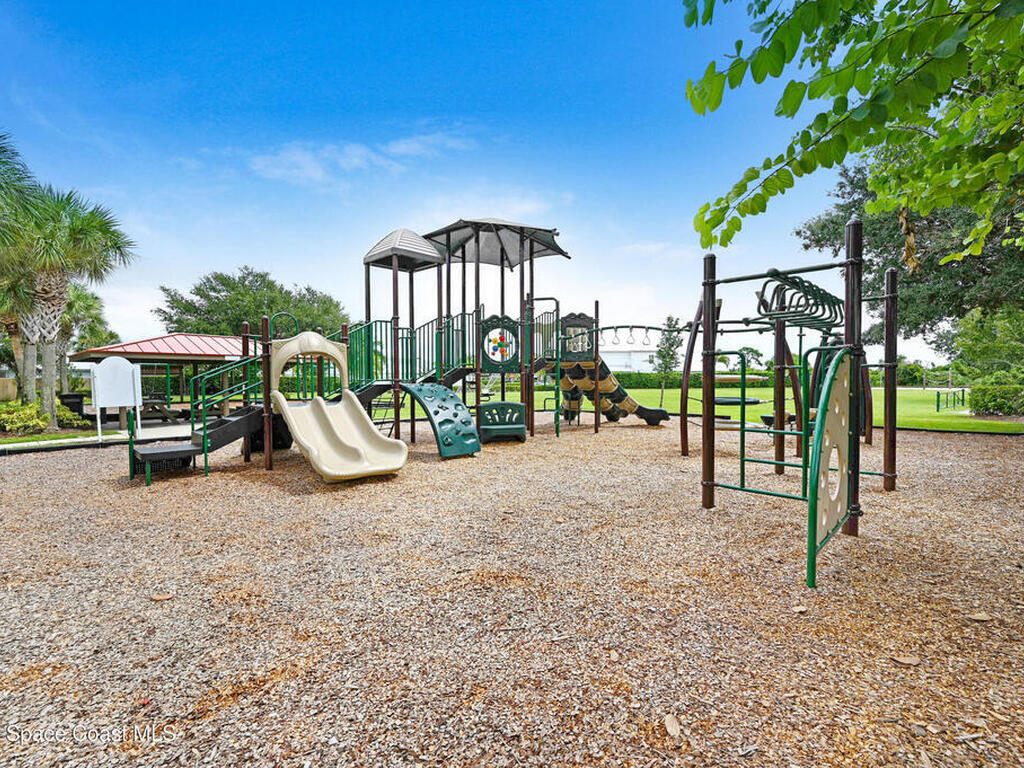 1386 Ballinton Drive, Melbourne, FL 32940