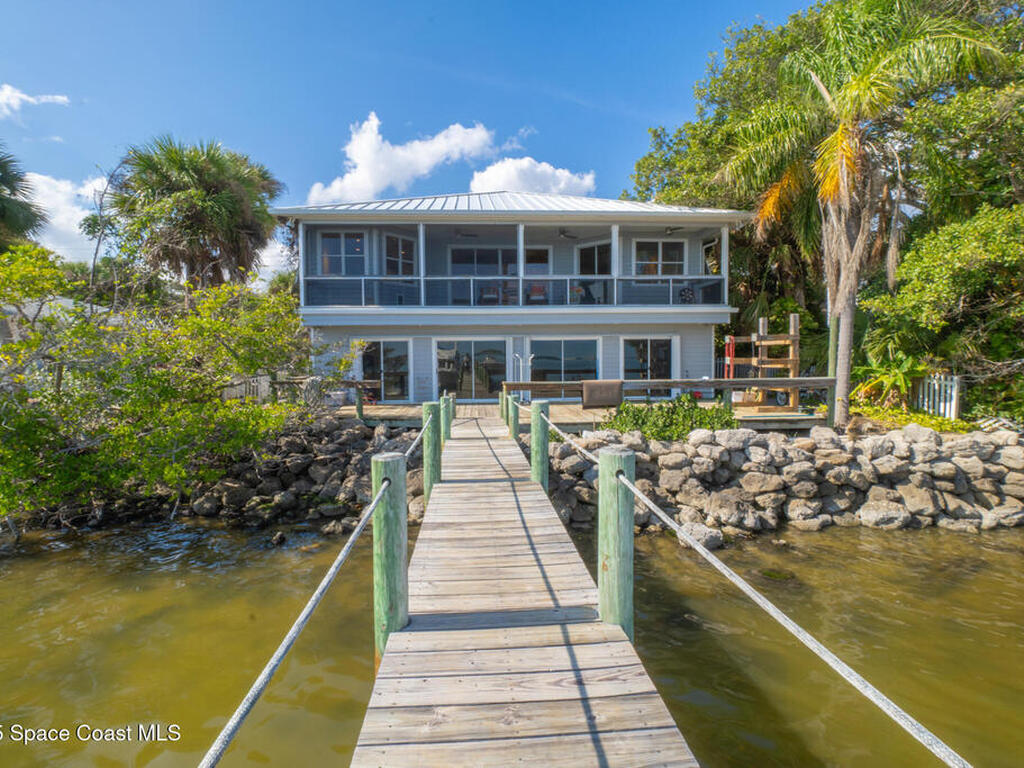 954 S Banana River Drive, Merritt Island, FL 32952