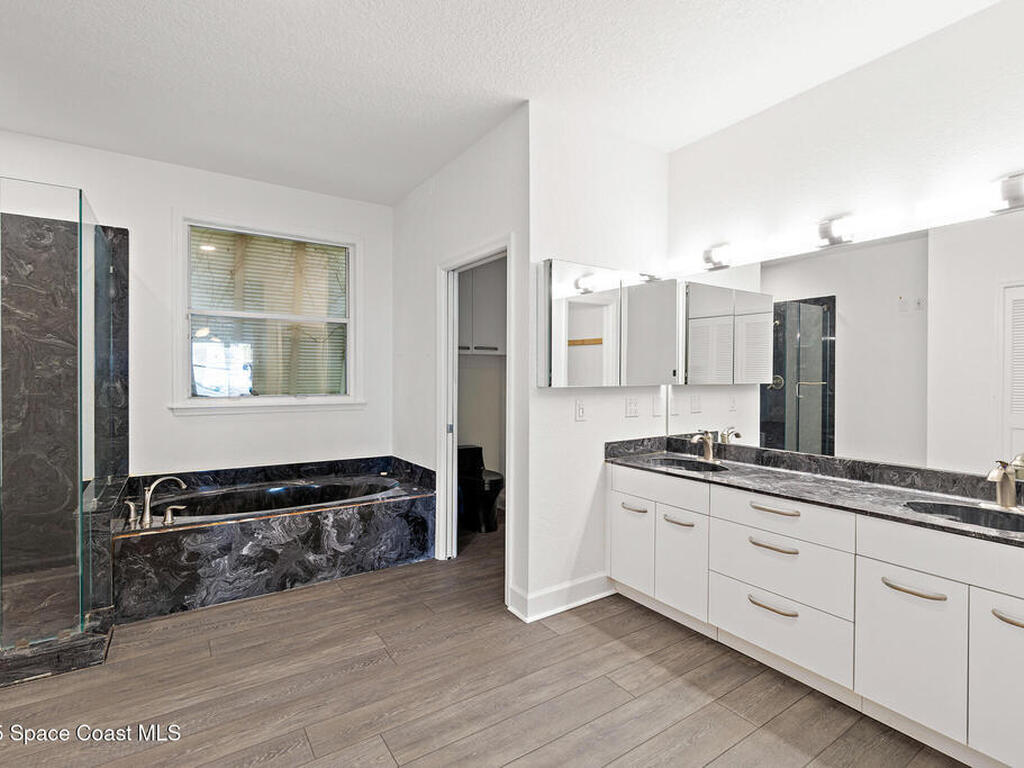 954 S Banana River Drive, Merritt Island, FL 32952