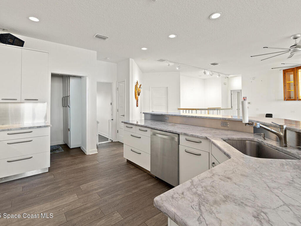 954 S Banana River Drive, Merritt Island, FL 32952