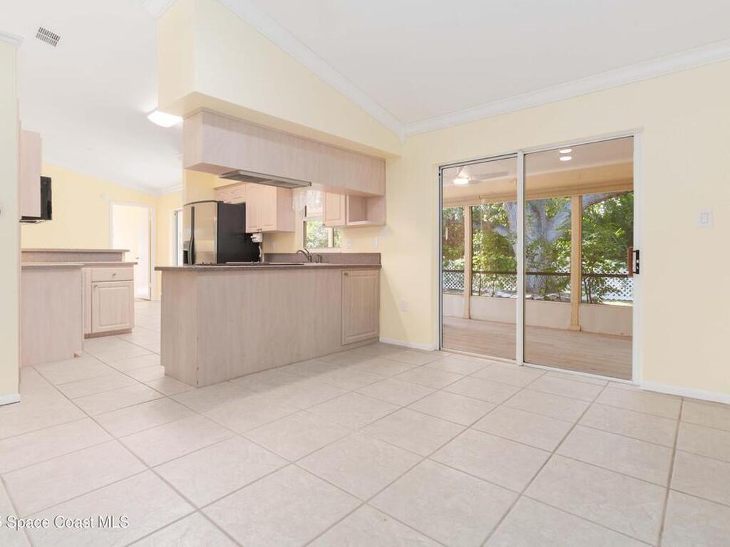 2355 Raintree Lake Circle, Merritt Island, FL 32953