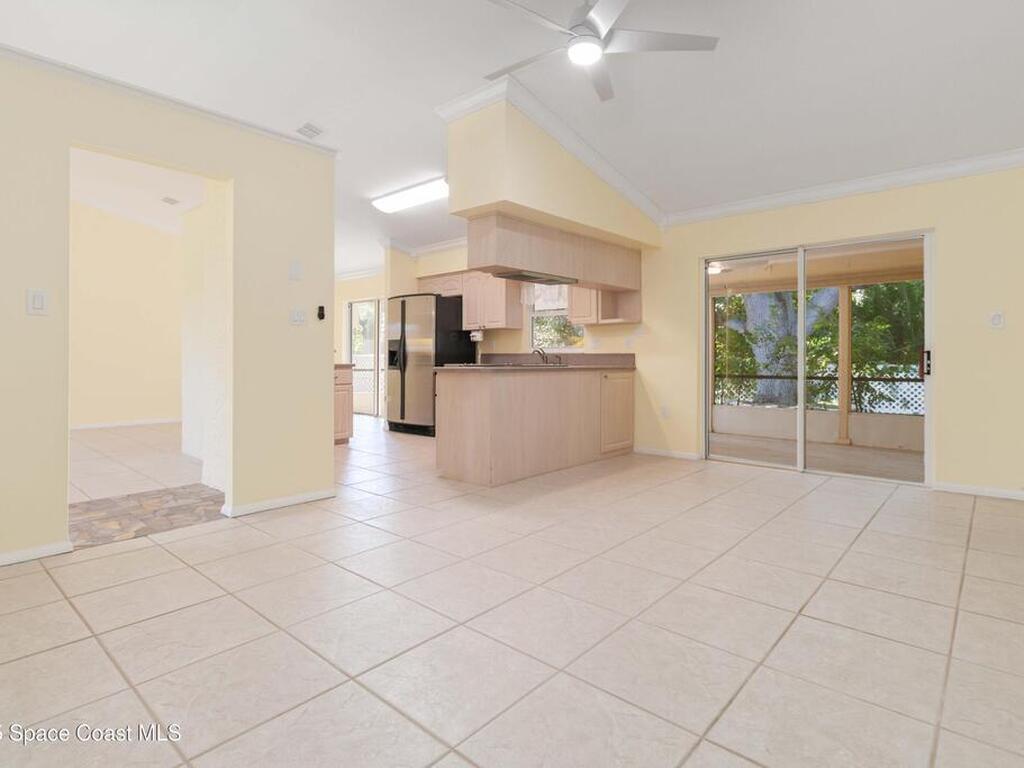 2355 Raintree Lake Circle, Merritt Island, FL 32953