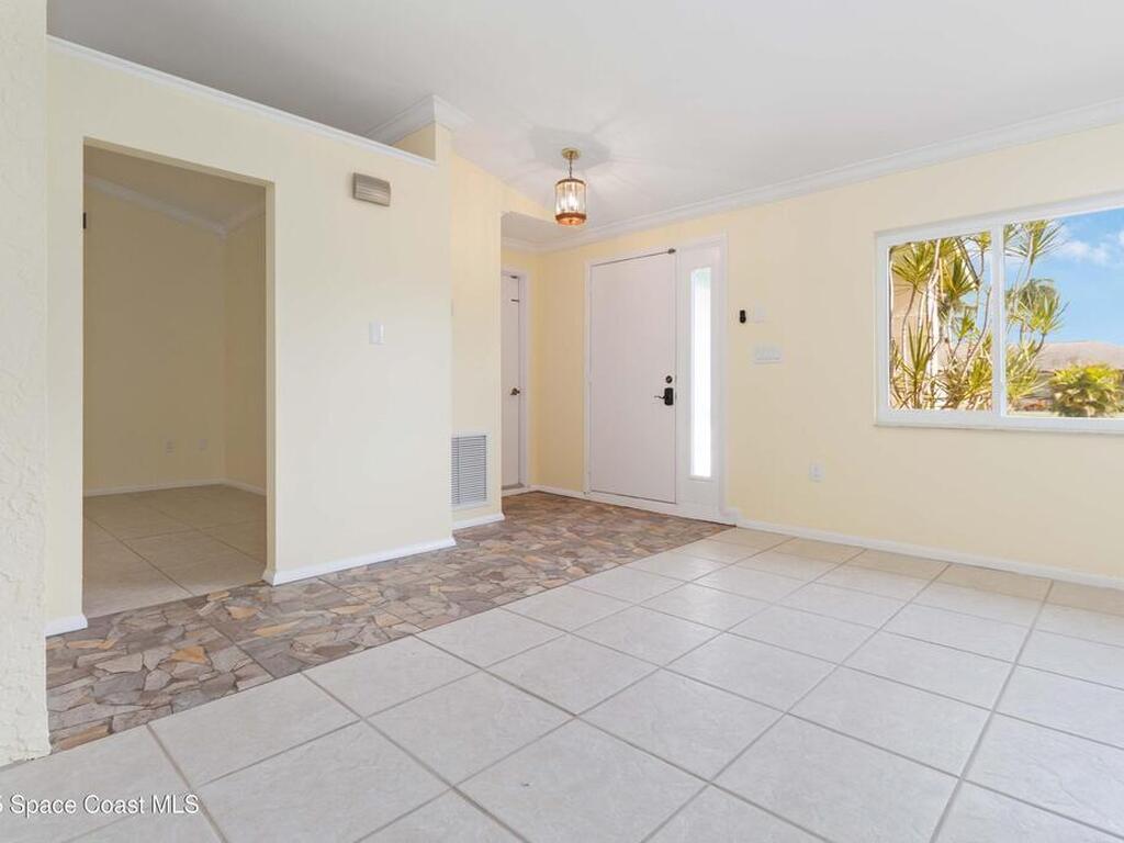 2355 Raintree Lake Circle, Merritt Island, FL 32953