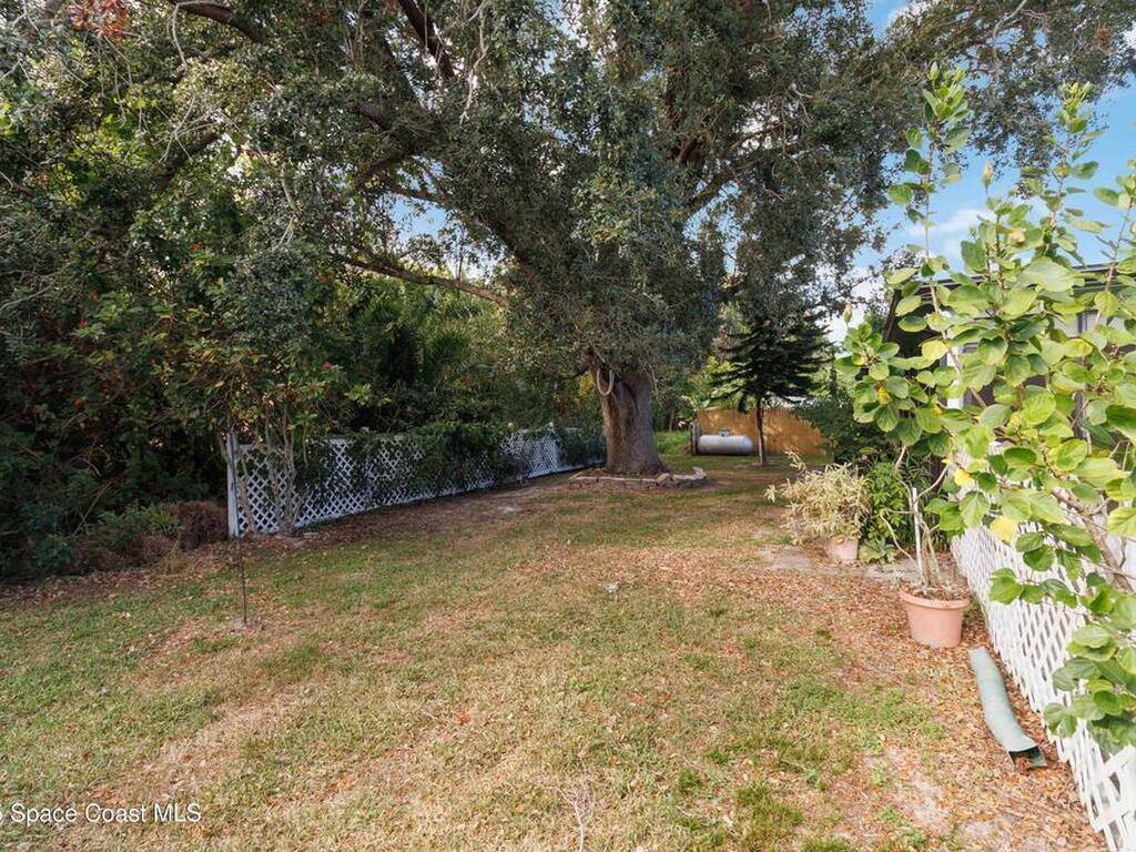 2355 Raintree Lake Circle, Merritt Island, FL 32953