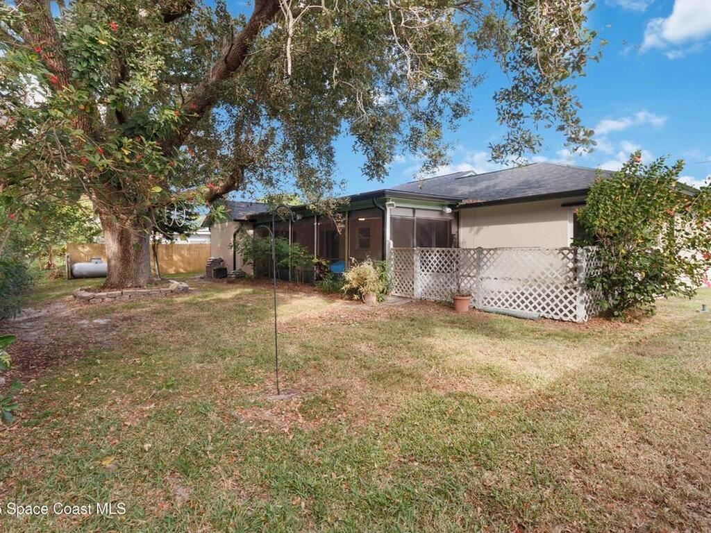 2355 Raintree Lake Circle, Merritt Island, FL 32953