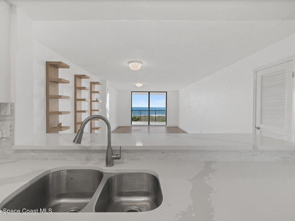 1860 N Atlantic Avenue, Cocoa Beach, FL 32931