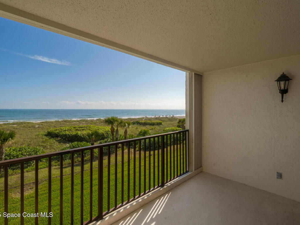1860 N Atlantic Avenue, Cocoa Beach, FL 32931