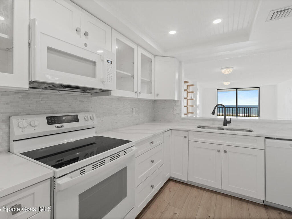 1860 N Atlantic Avenue, Cocoa Beach, FL 32931