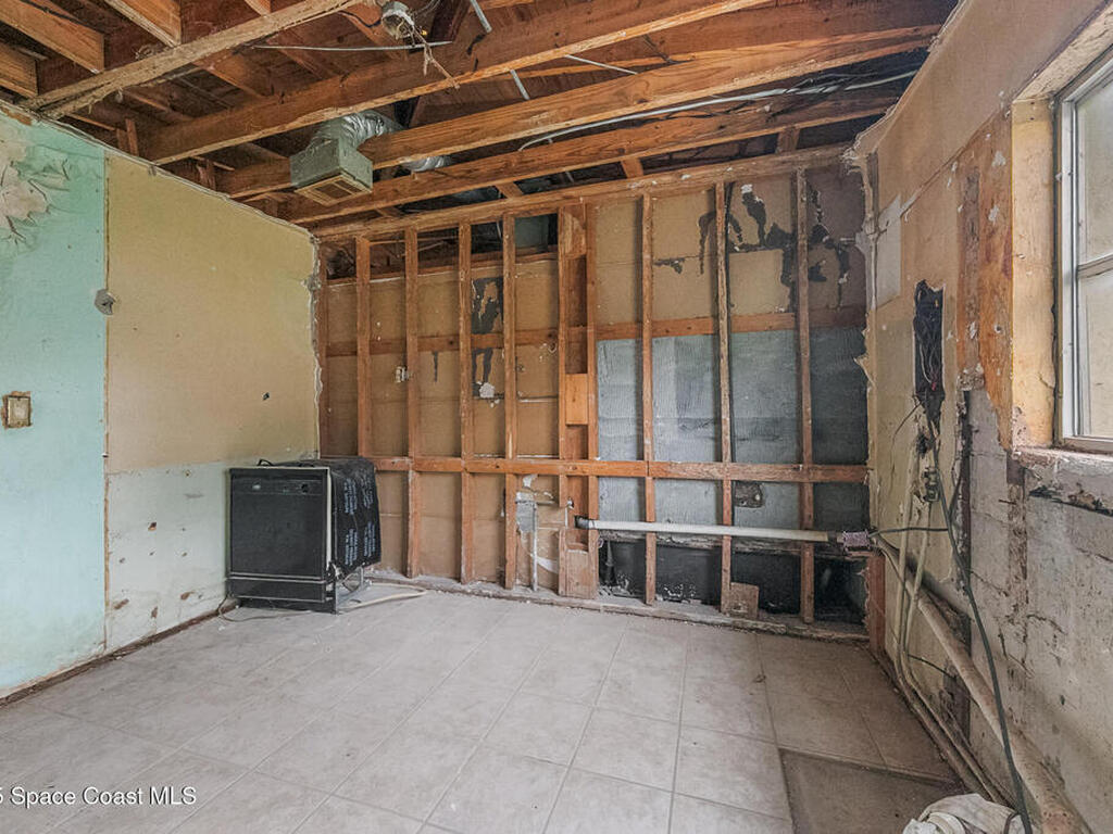 352 Vesta Circle, Melbourne, FL 32901