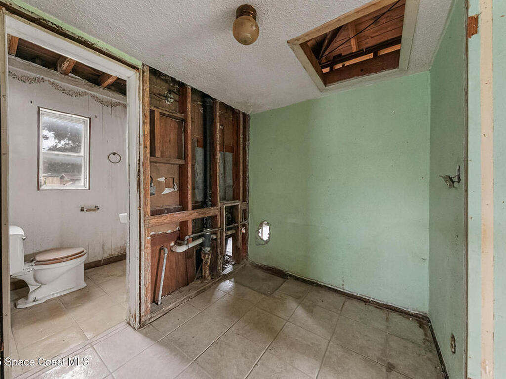 352 Vesta Circle, Melbourne, FL 32901