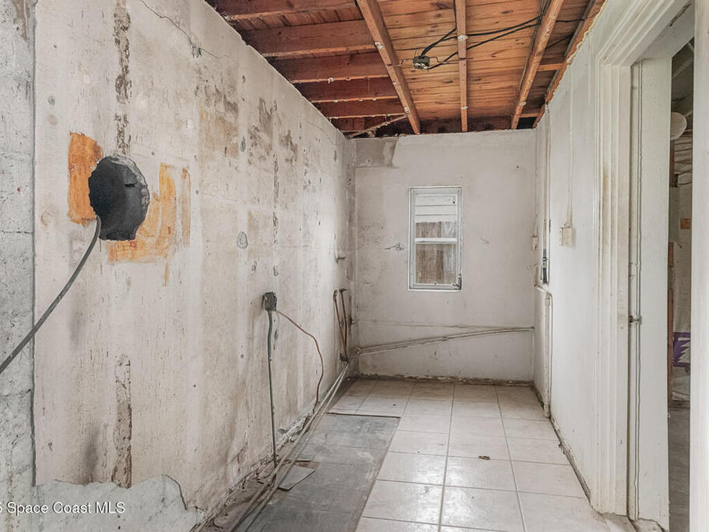 352 Vesta Circle, Melbourne, FL 32901