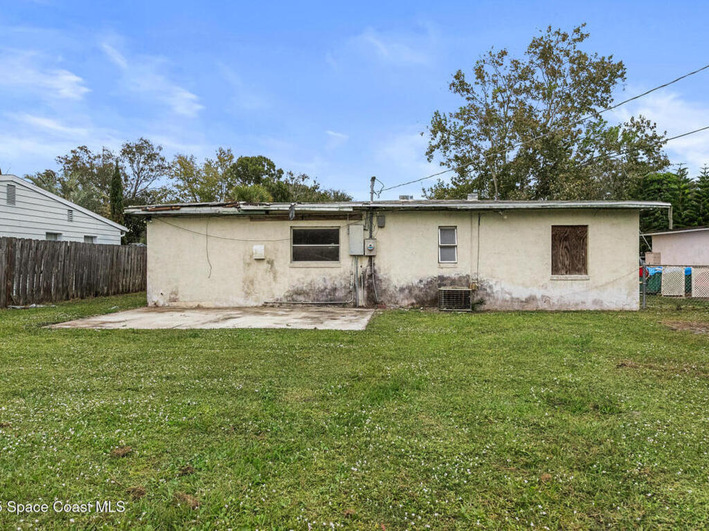 352 Vesta Circle, Melbourne, FL 32901