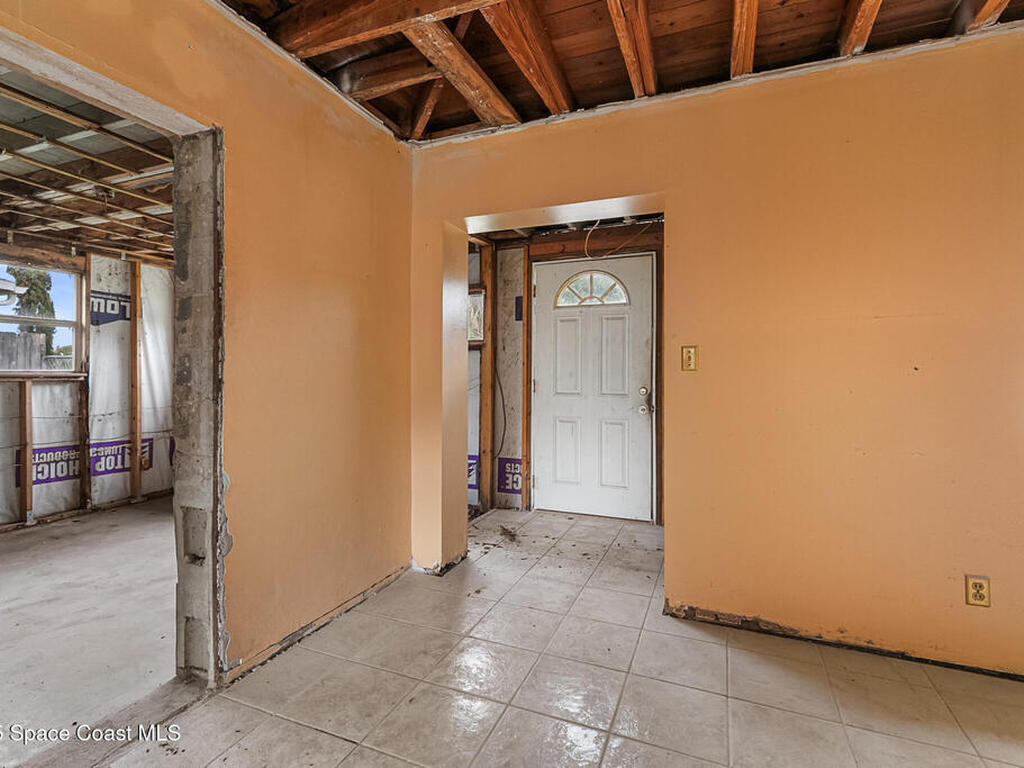 352 Vesta Circle, Melbourne, FL 32901