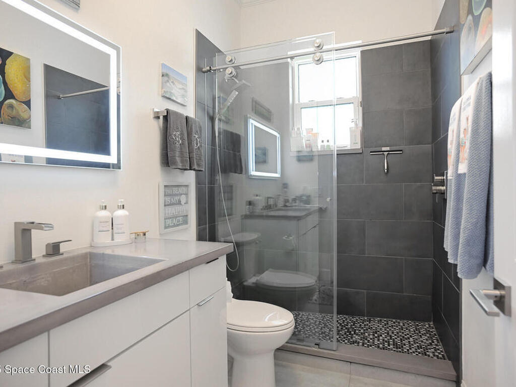 1710 S Miramar Avenue, Indialantic, FL 32903