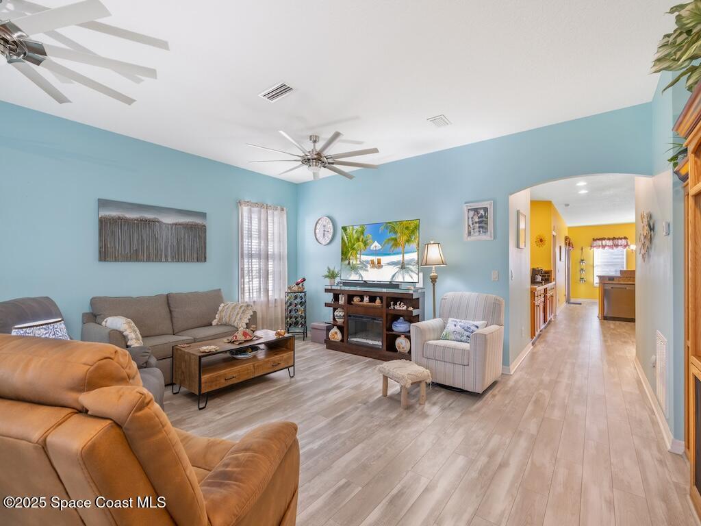 221 Briarcliff Circle, Sebastian, FL 32958