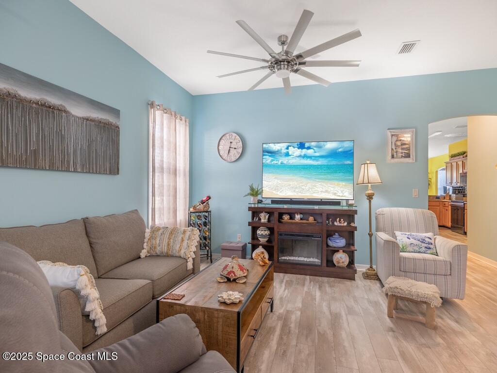 221 Briarcliff Circle, Sebastian, FL 32958