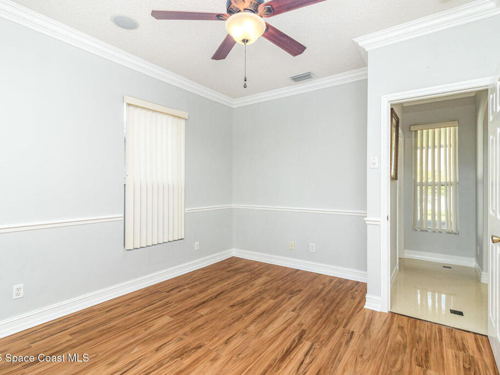 2893 Glasbern Circle, Melbourne, FL 32904