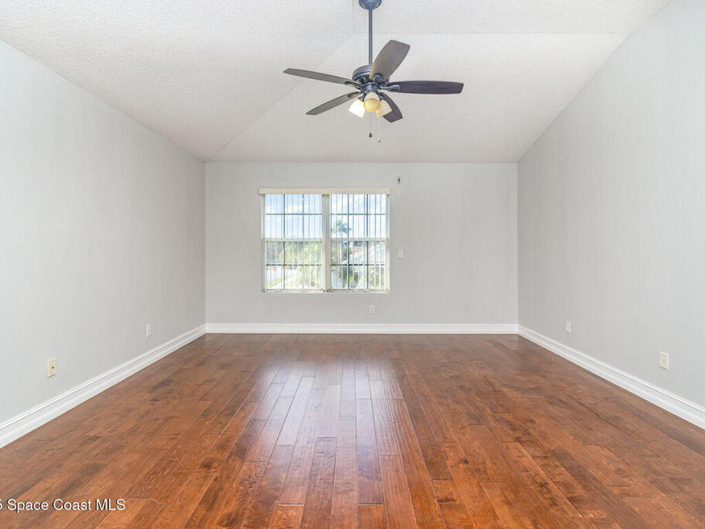 2893 Glasbern Circle, Melbourne, FL 32904