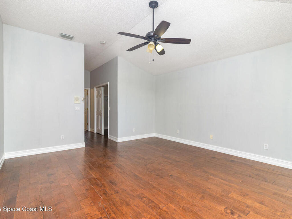 2893 Glasbern Circle, Melbourne, FL 32904