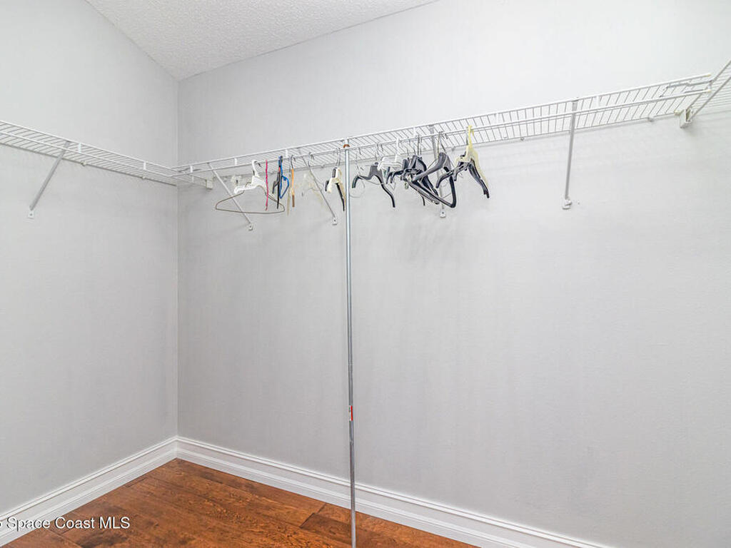 2893 Glasbern Circle, Melbourne, FL 32904