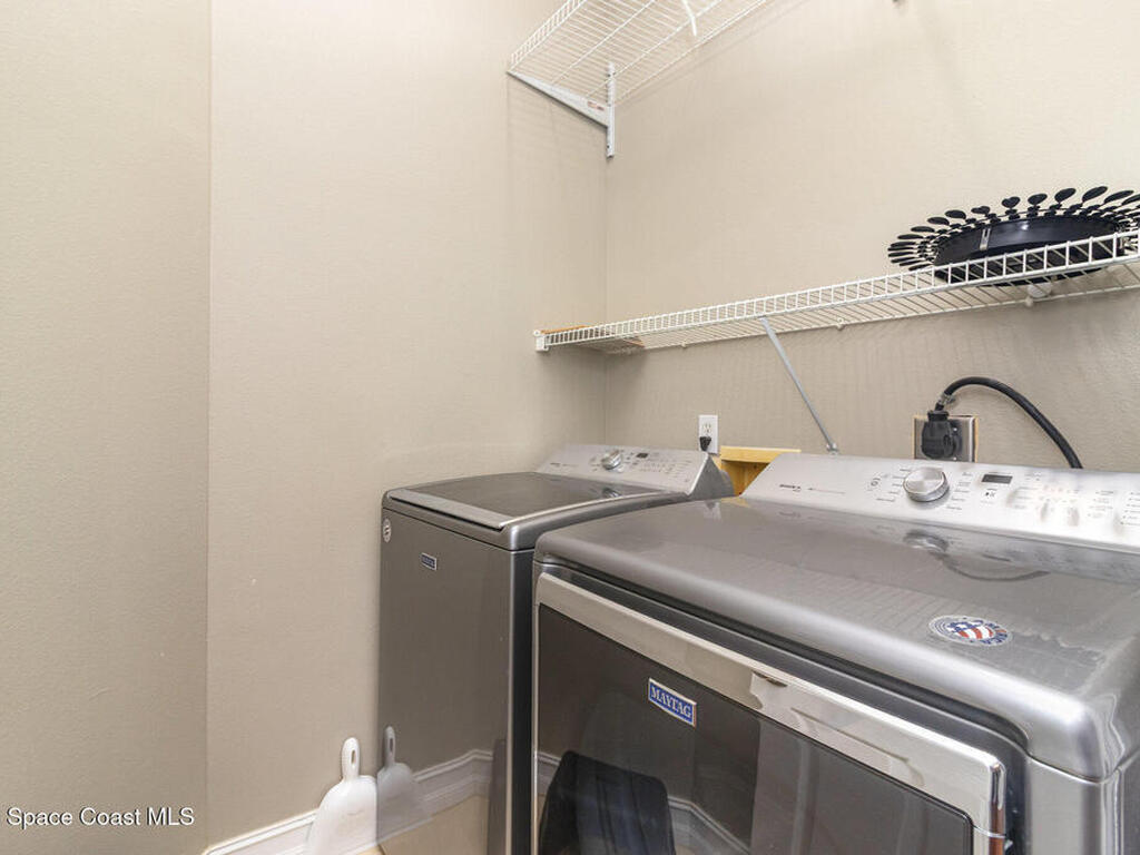 2893 Glasbern Circle, Melbourne, FL 32904