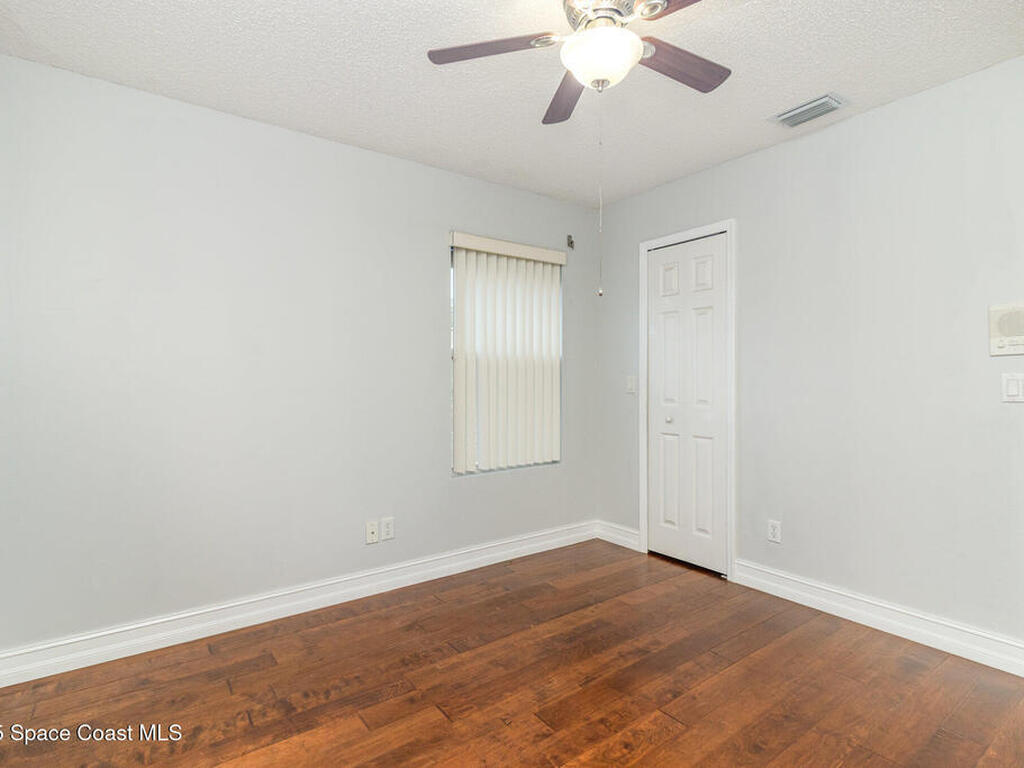 2893 Glasbern Circle, Melbourne, FL 32904