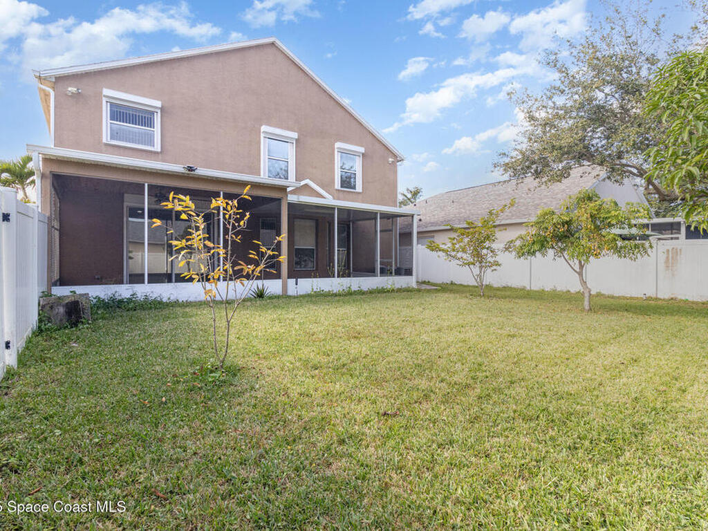 2893 Glasbern Circle, Melbourne, FL 32904