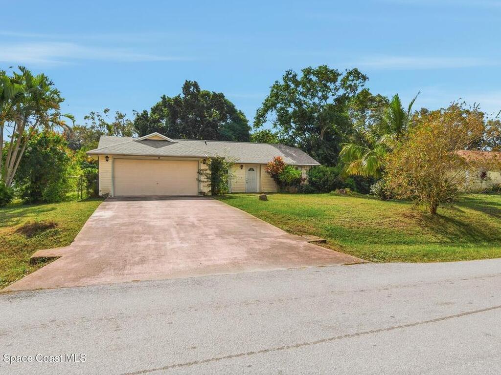 1226 Hedgecoth Street, Palm Bay, FL 32907