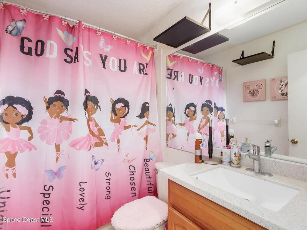 1226 Hedgecoth Street, Palm Bay, FL 32907