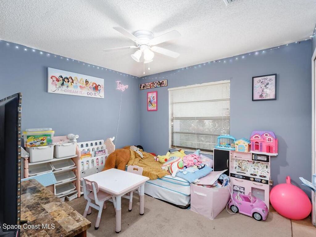 1226 Hedgecoth Street, Palm Bay, FL 32907