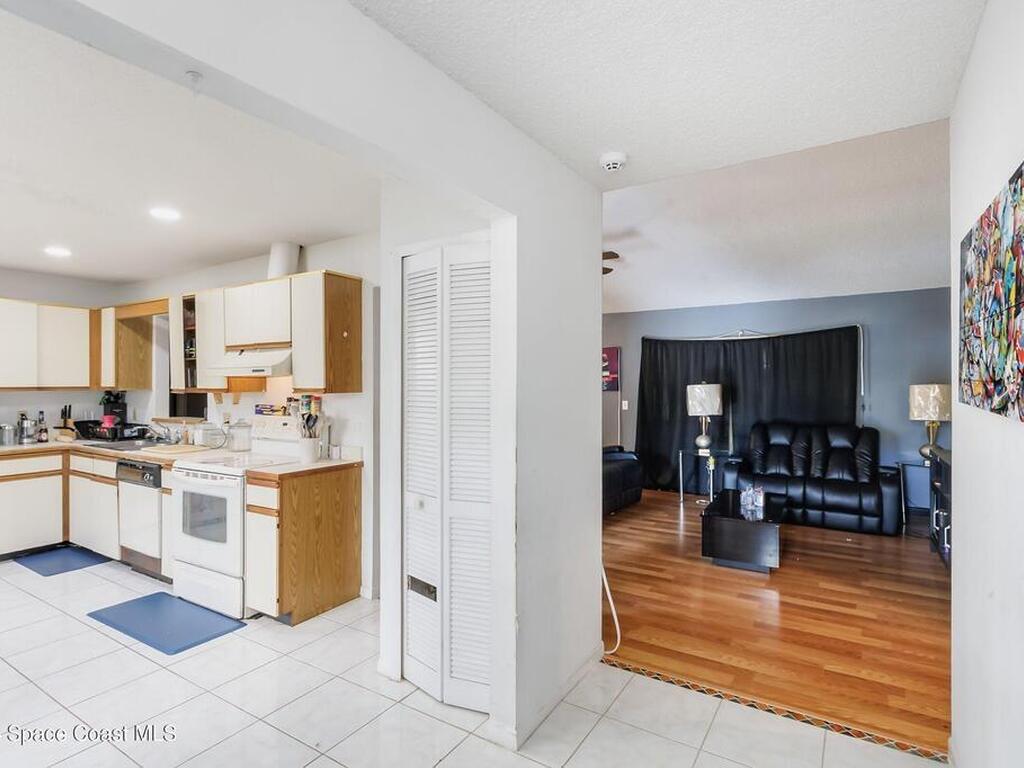 1226 Hedgecoth Street, Palm Bay, FL 32907