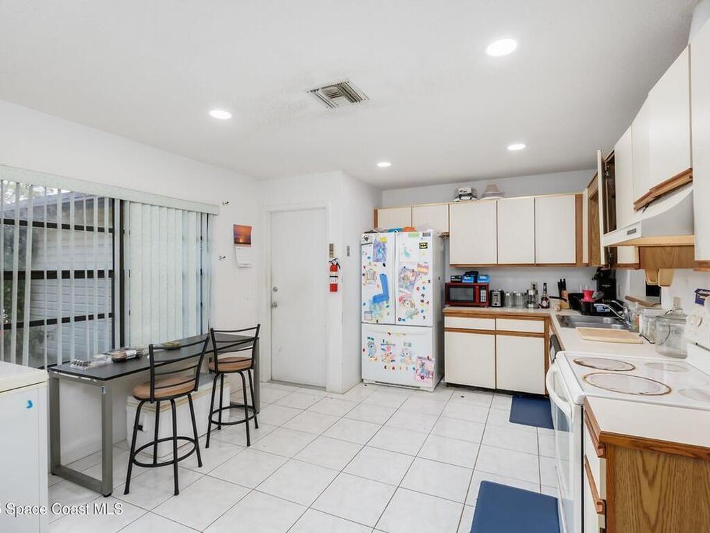 1226 Hedgecoth Street, Palm Bay, FL 32907