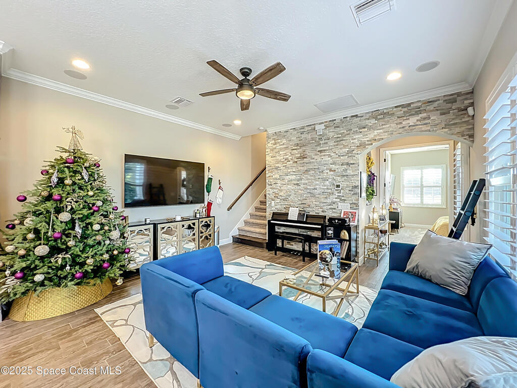 7106 Pena Lane, Melbourne, FL 32940