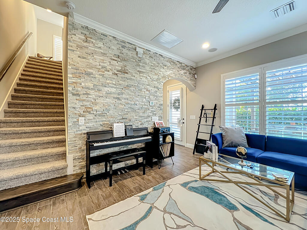 7106 Pena Lane, Melbourne, FL 32940