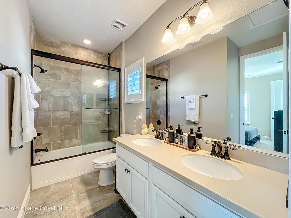 7106 Pena Lane, Melbourne, FL 32940