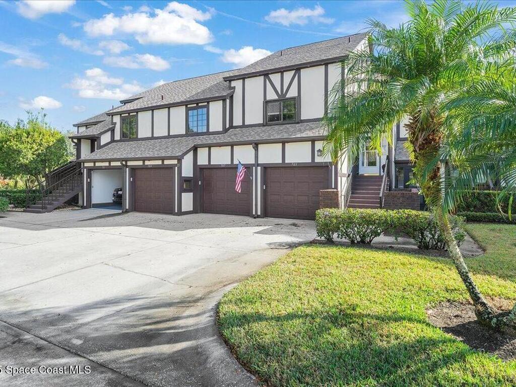 707 Greenwood Manor Circle, West Melbourne, FL 32904