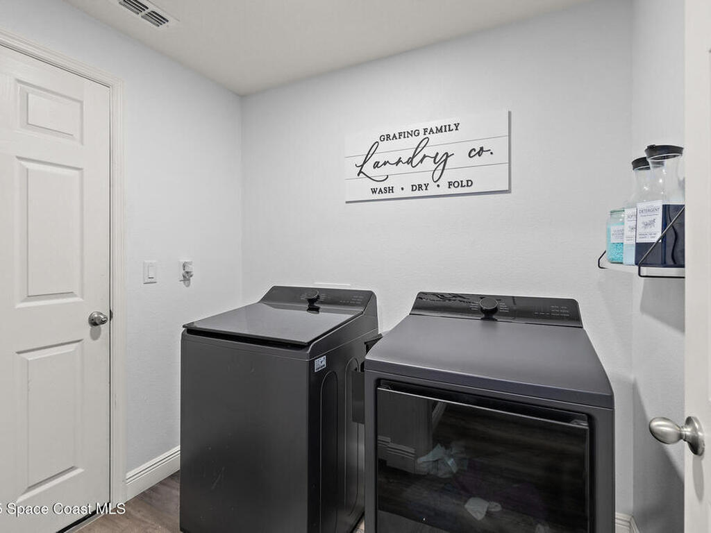 3010 Vista Palm Drive, Edgewater, FL 32141