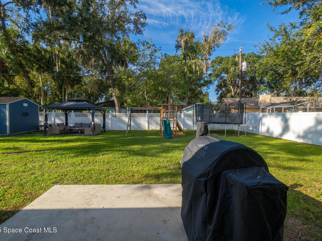 3010 Vista Palm Drive, Edgewater, FL 32141