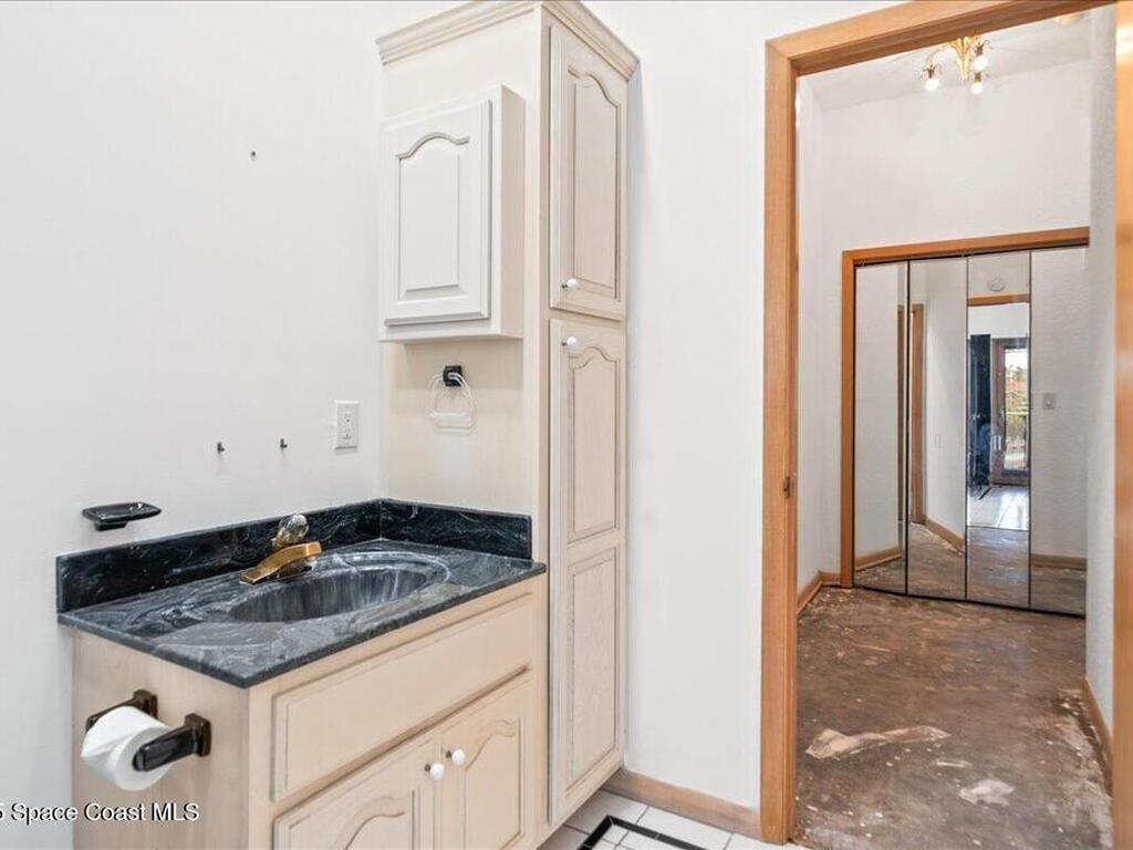 142 Lanternback Island Drive, Satellite Beach, FL 32937