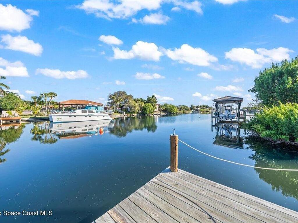 142 Lanternback Island Drive, Satellite Beach, FL 32937