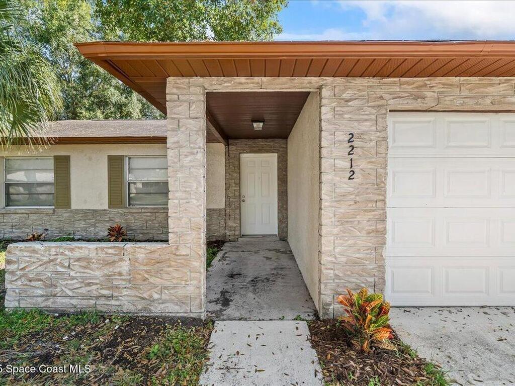 2212 Spring Circle, Cocoa, FL 32926