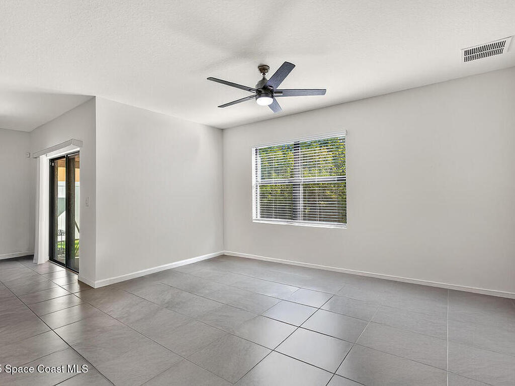 5307 Entertainment Way, Fort Pierce, FL 34947